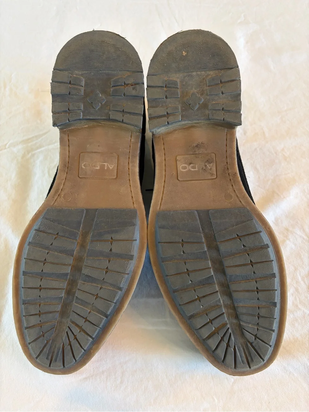 Aldo Black Suede Lace-Up Chukka Boots size 13